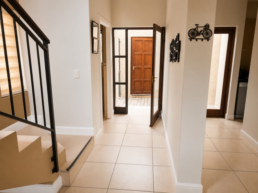 To Let 3 Bedroom Property for Rent in The Islands Estates North West